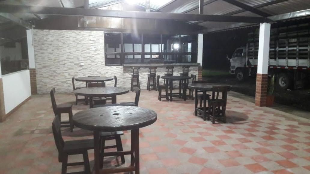 Finca Hotel El Saman De Alto Bonito Монтенегро Екстер'єр фото